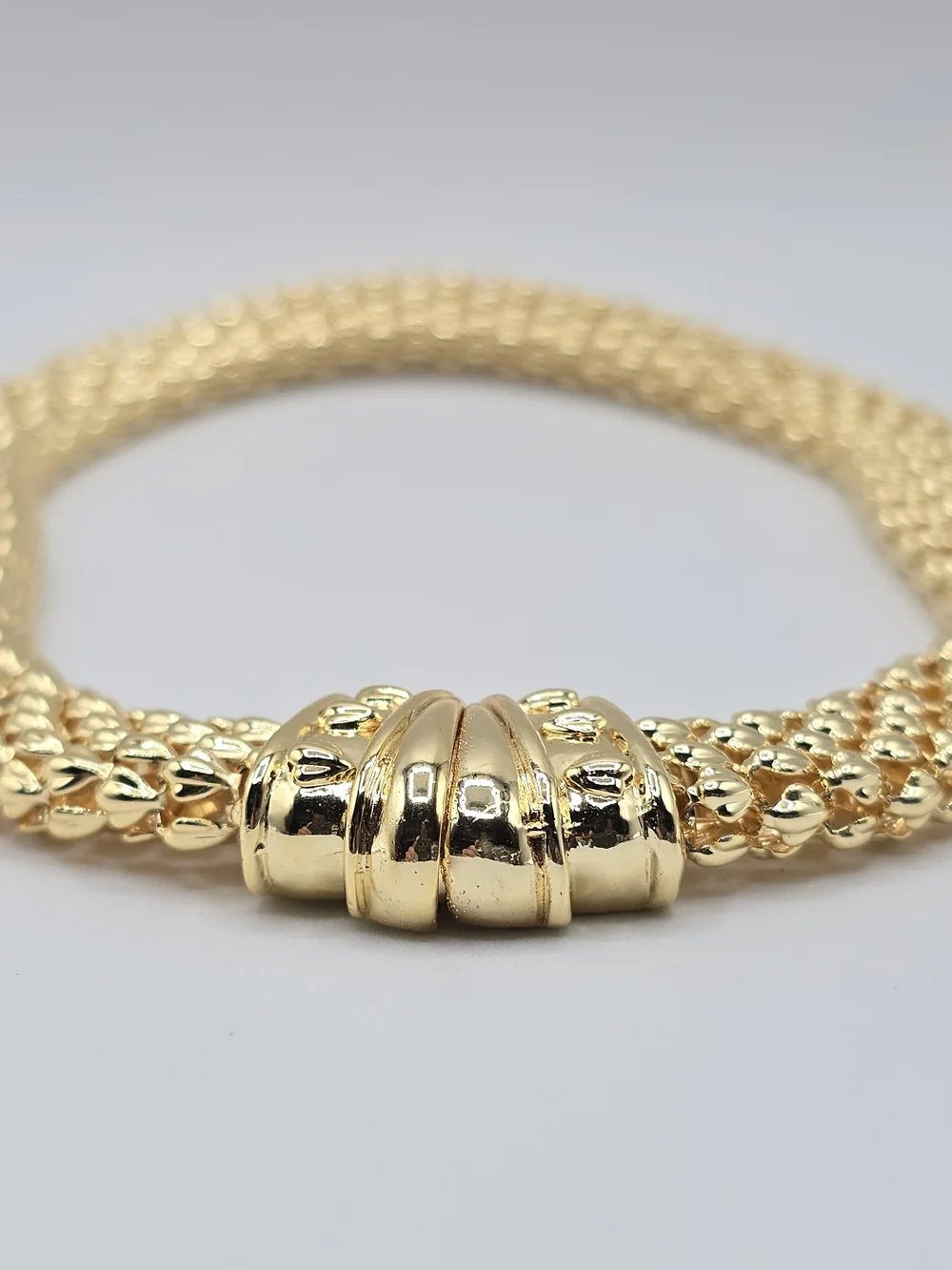 VTG Gold Tone Woven Mesh Collar Necklace Magnetic Clasp 1980s Statement 16